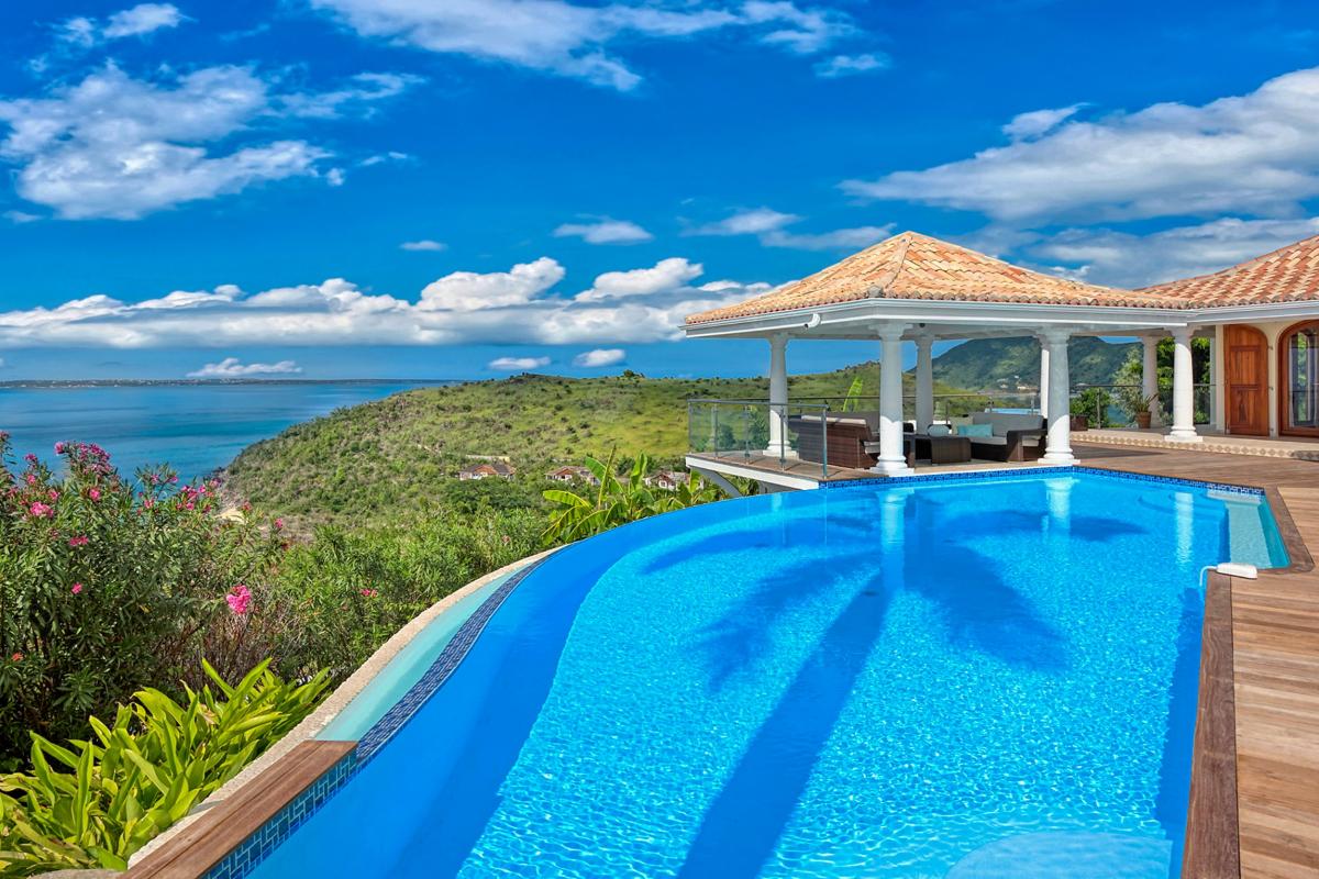 Luxury Villa Rental St Martin - The pool view